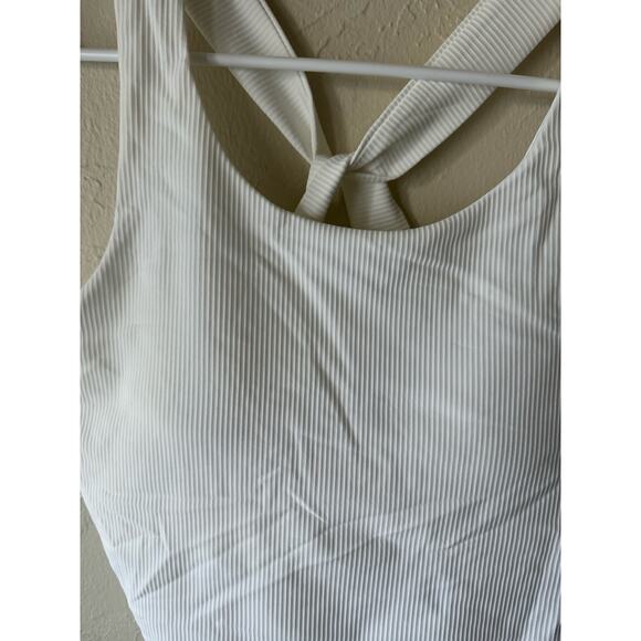 NWT Johnny Was Calme Endurance Cross Back Tank Top in White Sz M - Picture 3 of 6